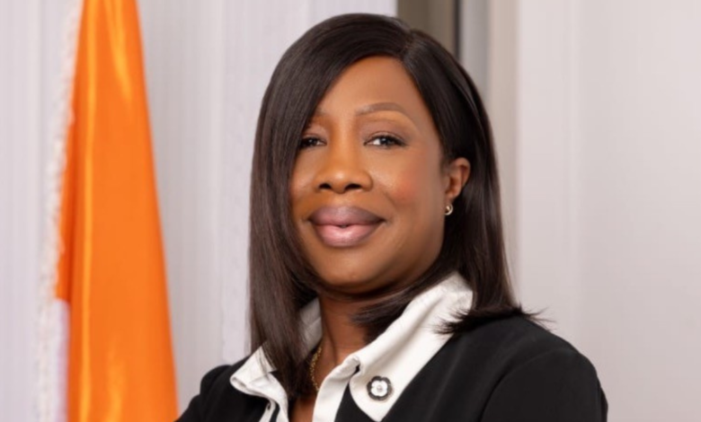 Carole Eva Ou draogo Versteeg L art Discret De Rendre La C te D Ivoire 
