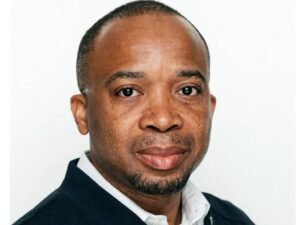 Diakalia BERTE, l’architecte financier revenu à Abidjan pour accompagner le nouveau cycle d’Orange Côte d’Ivoire
